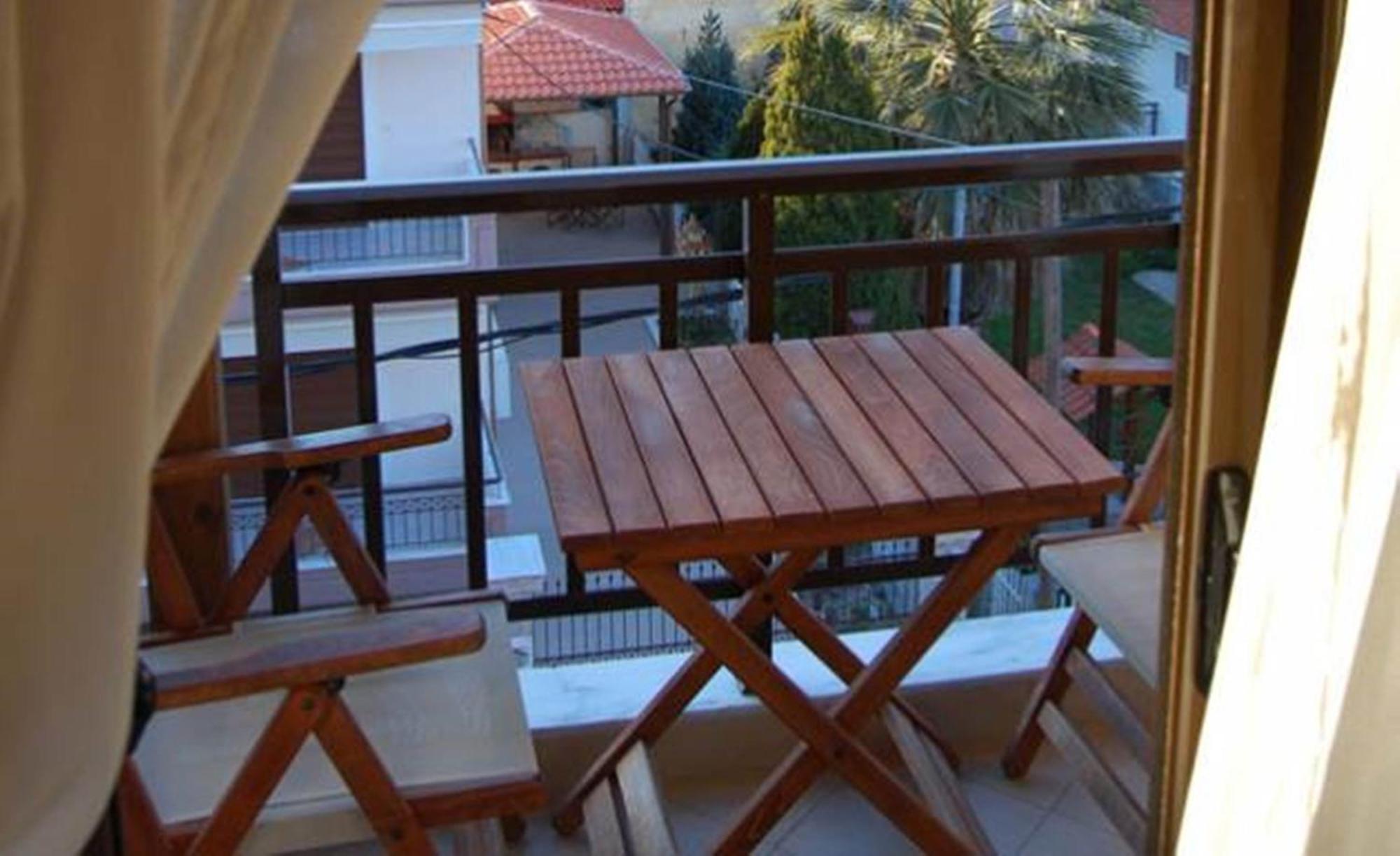 Vrasná Melachrini Apartments מראה חיצוני תמונה
