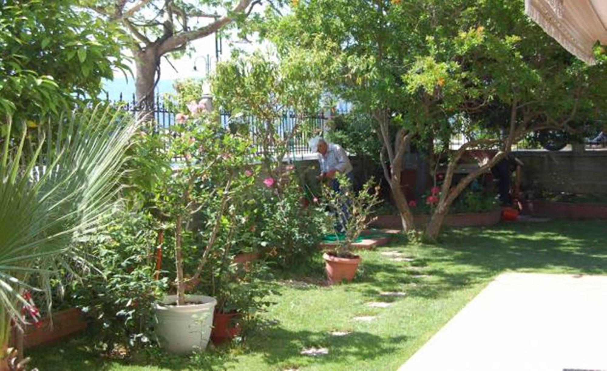 Vrasná Melachrini Apartments מראה חיצוני תמונה