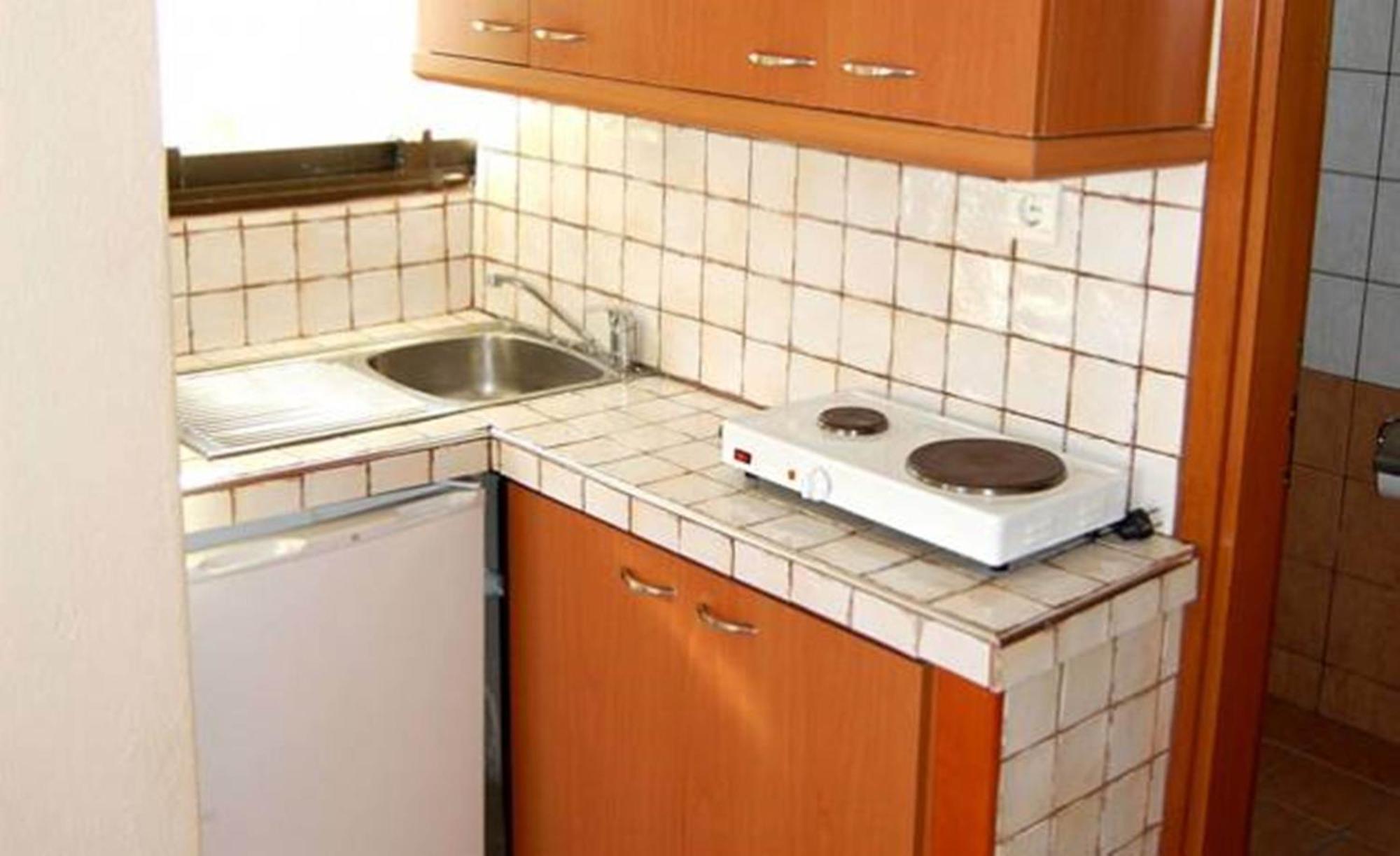 Vrasná Melachrini Apartments מראה חיצוני תמונה