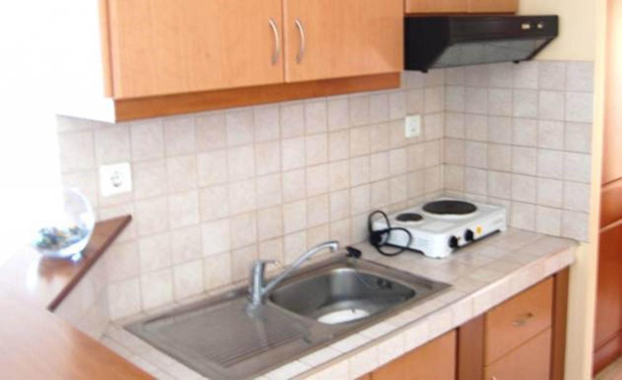 Vrasná Melachrini Apartments מראה חיצוני תמונה