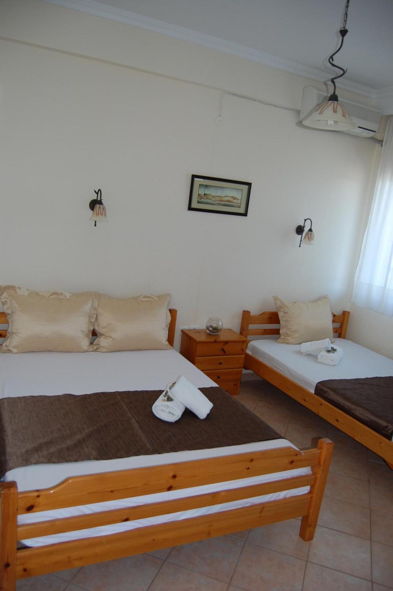 Vrasná Melachrini Apartments מראה חיצוני תמונה